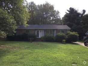 Building Photo - 606 Coronado Dr