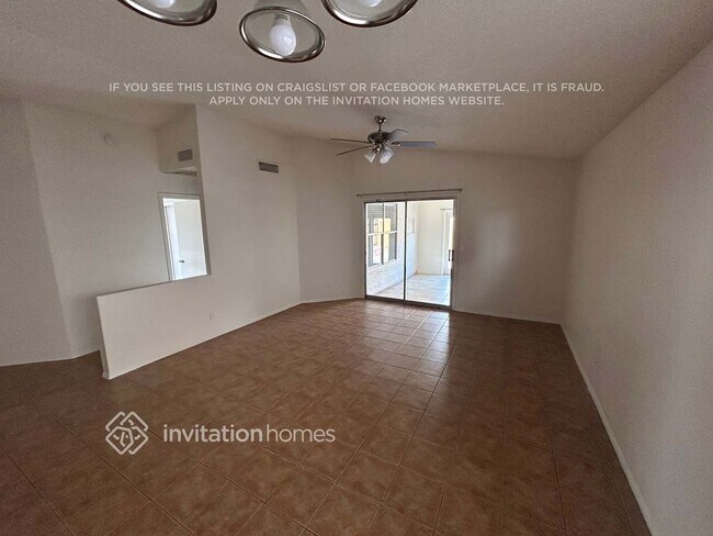 Building Photo - 4776 W Tonto Dr