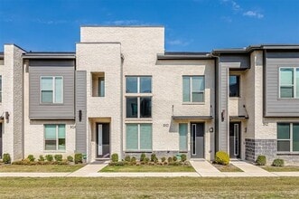 Building Photo - 510 Carmack Dr