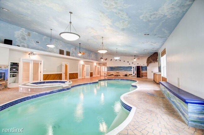 Foto del edificio - 4 br, 4 bath House - 6008 switzer cove