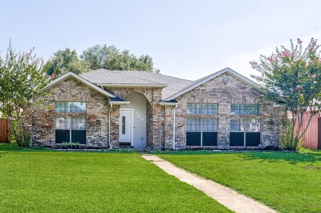 Foto del edificio - 706 Deep Well Dr