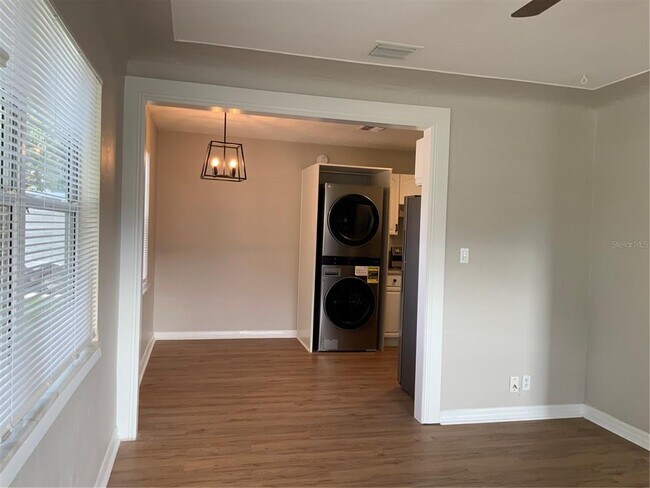 Foto del edificio - 5038 36th Ave N