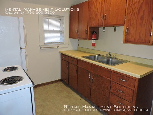 Building Photo - 1309 SW Western- 1 Bedroom