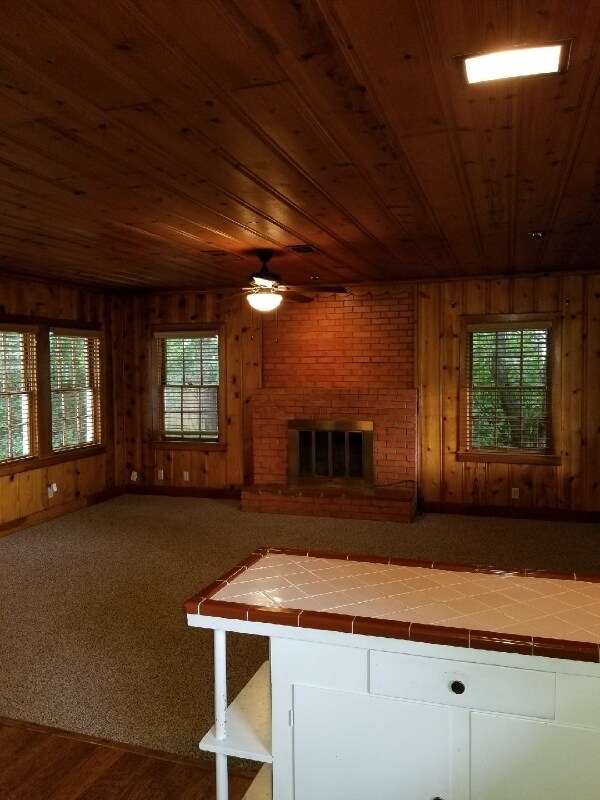 Building Photo - 606 Bryson St
