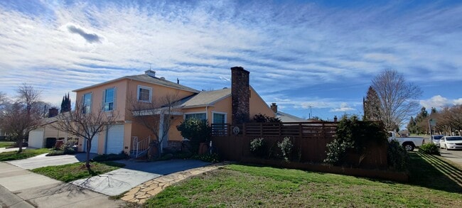 Building Photo - 55th St. Sacramento