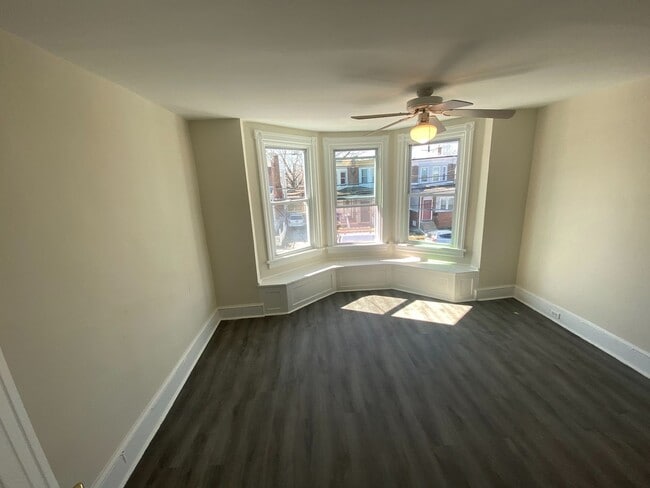 Building Photo - 33 Cherry St