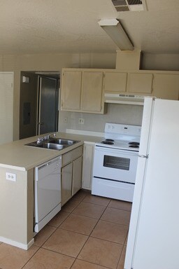 Building Photo - 1108 Porter Ave