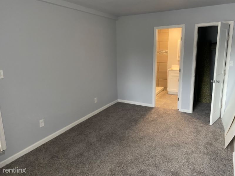 Primary Photo - 5 br, 3 bath House - 5609 E Minnesota Dr