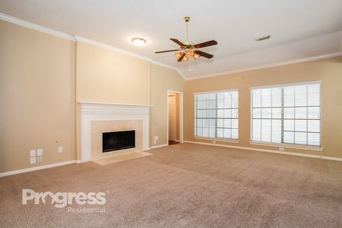 Building Photo - 3602 Echo Mountain Dr
