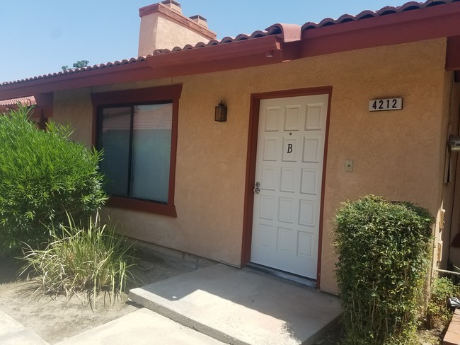 Building Photo - 4212 White Ln
