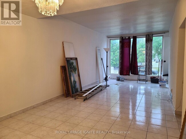 Building Photo - 170 Magnolia Ave