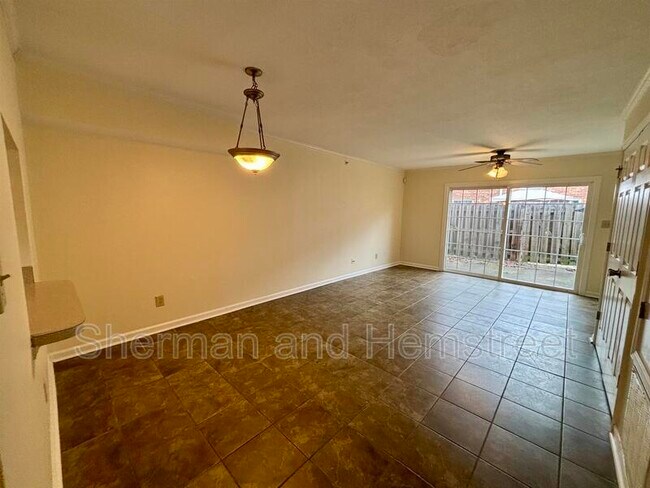 Foto del edificio - 2613 Berkshire Rd