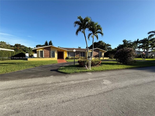Foto del edificio - 9824 SW 123rd Terrace