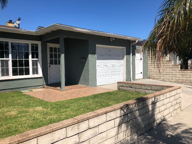 Building Photo - 4564 Onondaga Ave