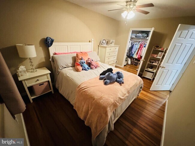 Building Photo - 8422 Orinda Ct