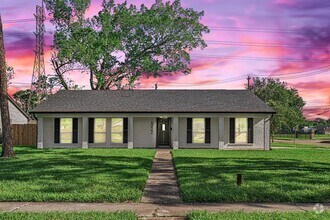 Building Photo - 6022 Willowbend Blvd
