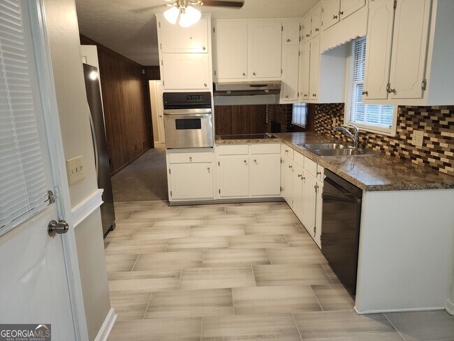 Foto del edificio - 1316 White Oak St SE