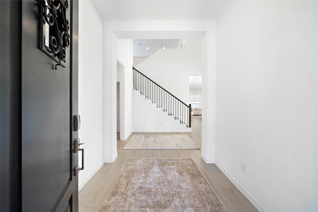 Foto del edificio - 2239 Ginger Trail Ln