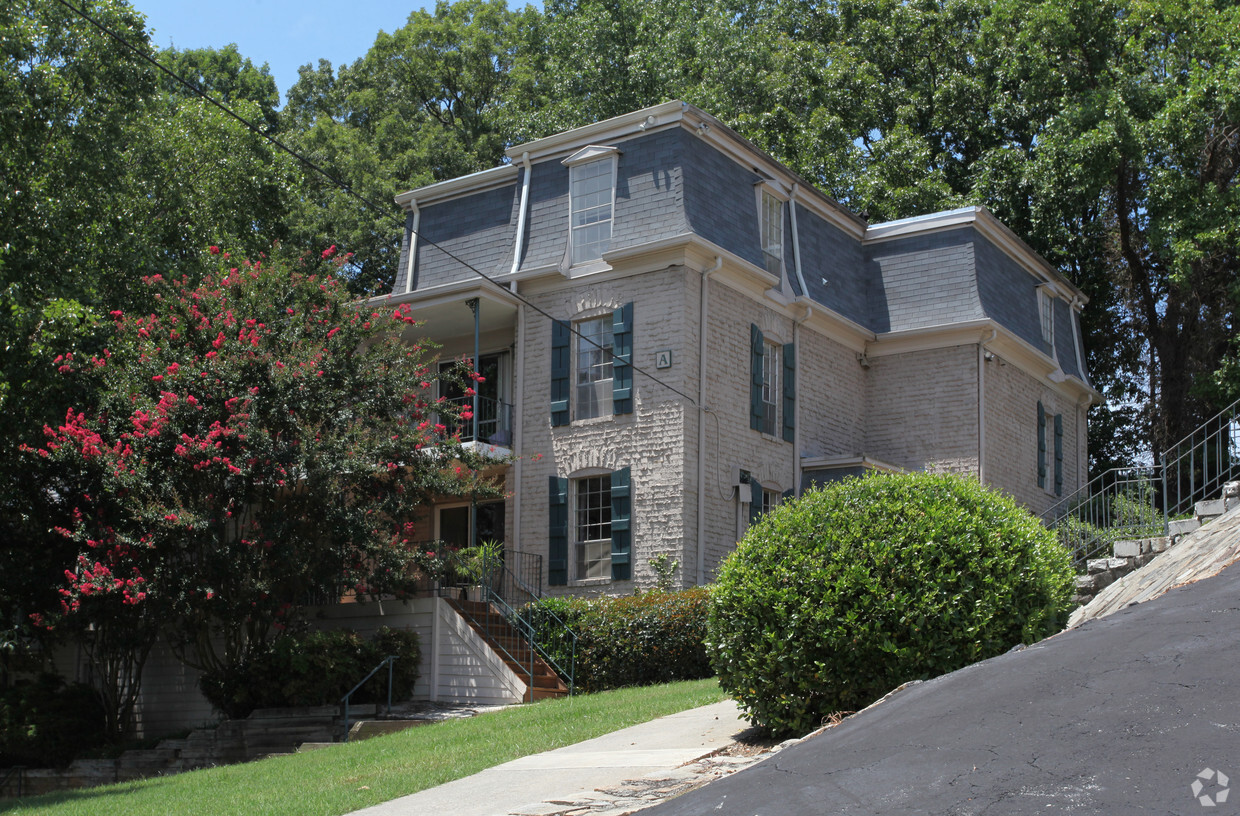 Clairmont Terrace Condominiums