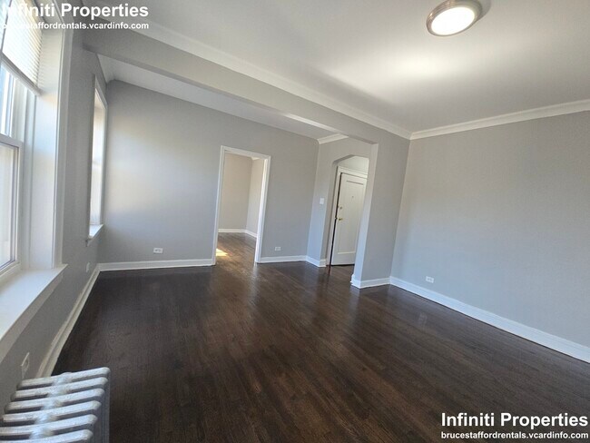 Foto del edificio - 9909 S Charles St