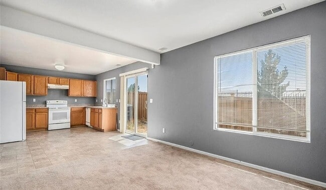 Building Photo - 3 Bedroom Single Family Home in Denver