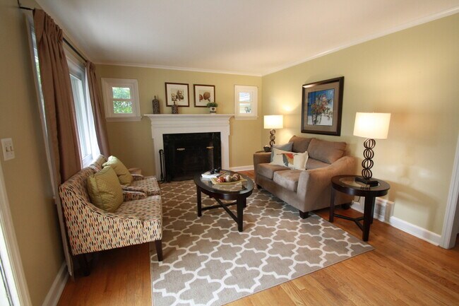 Building Photo - 25 Briant Pkwy
