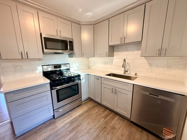 Building Photo - 3524 Olsen Dr