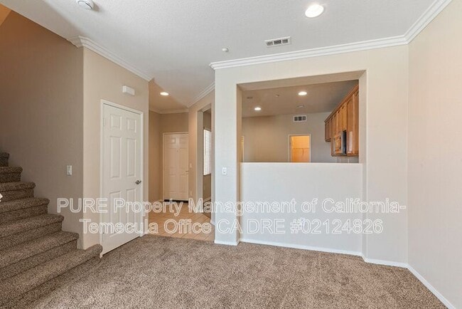 Building Photo - 15329 Oak Tree Dr