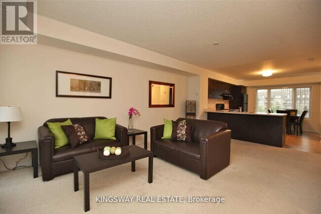 Photo du bâtiment - 3050 Erin Centre Blvd