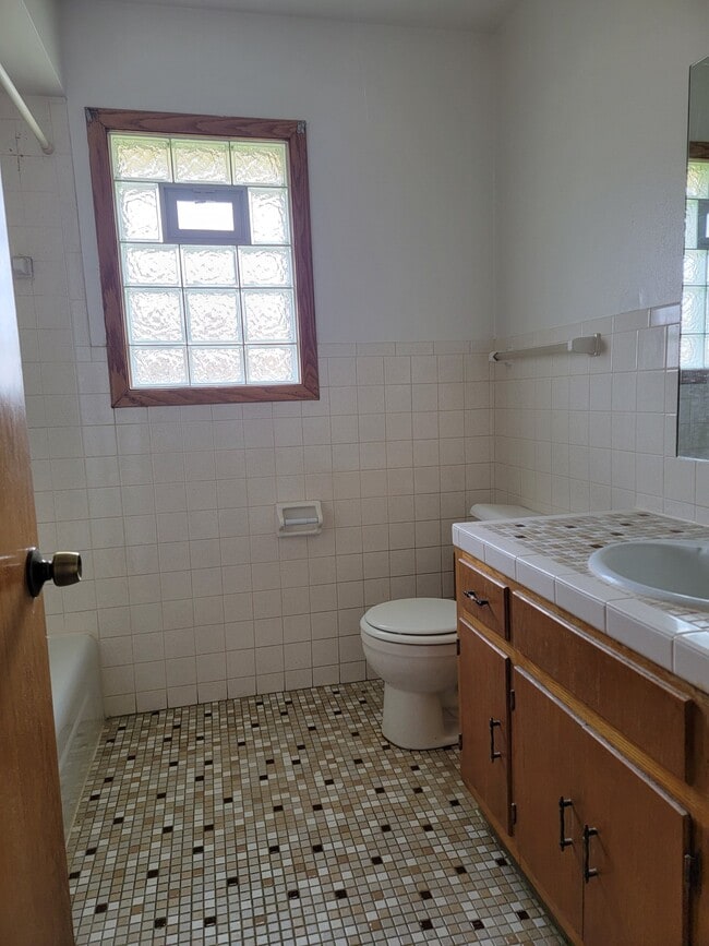 Foto del edificio - 9626 W Silver Spring Dr