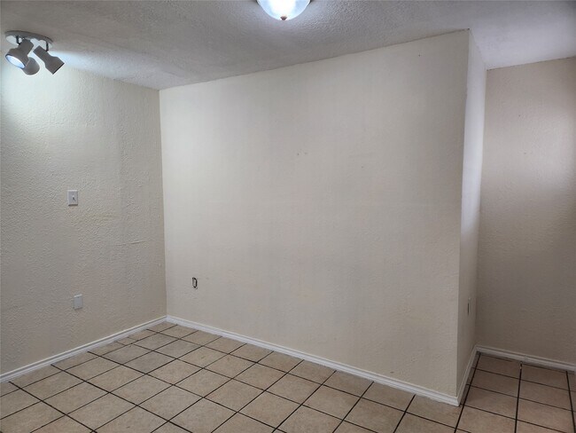 Foto del edificio - 1803 Church St