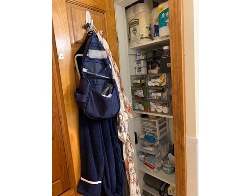 Building Photo - 265 Newbury St