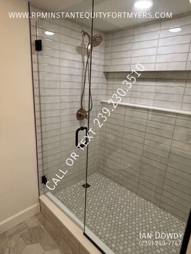 Foto del edificio - 1920 Virginia Ave