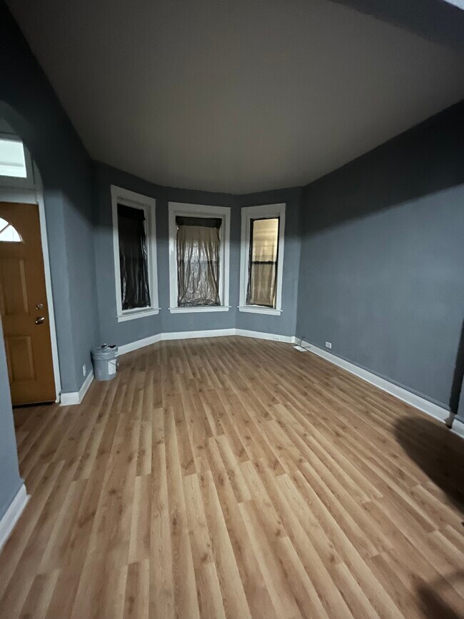 Foto del edificio - 5424 S Honore St