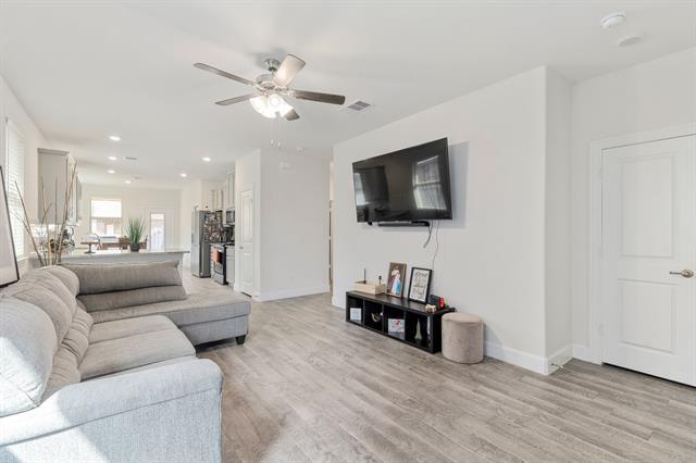 Foto del edificio - 7028 Windmill St