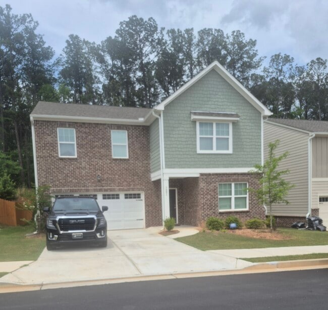 Building Photo - 7391 Cranleigh St