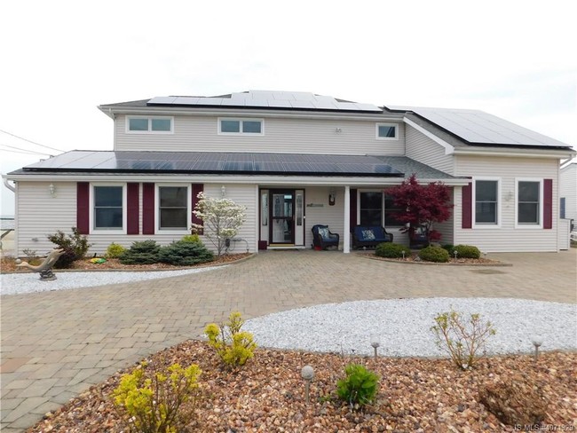 Building Photo - 11 Bluebeard Way