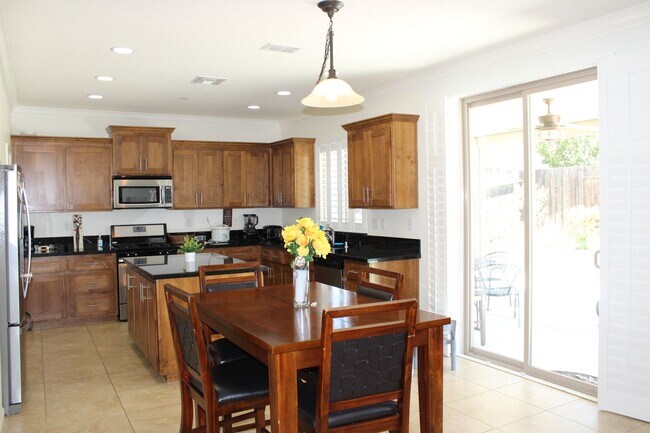 Building Photo - 3317 Moscato St