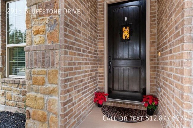 Building Photo - 2915 Bluffstone Dr