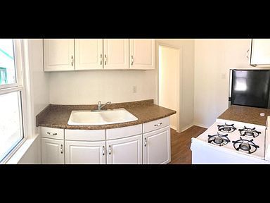 Building Photo - Gorgeous 1bd 1920s cottage