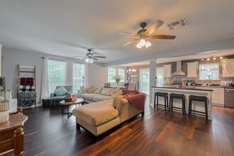 Building Photo - 5514 Avenue M