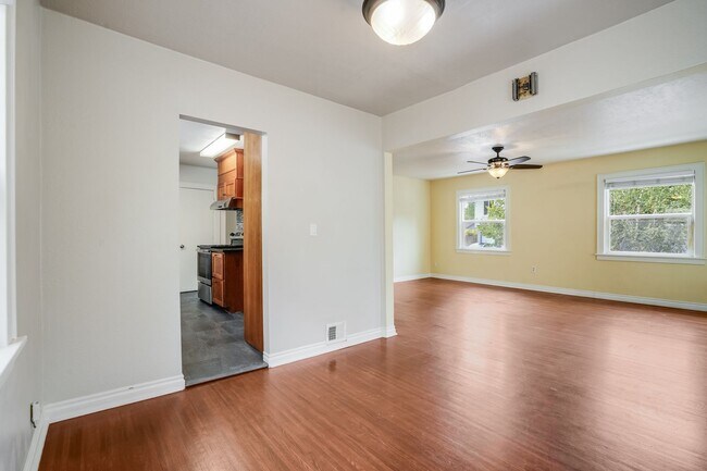 Foto del edificio - Newly Remodeled 2 Bed, 1 Bath Rental Home in SE Portland!