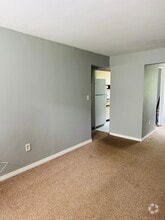 Building Photo - 9 Clarmore Dr