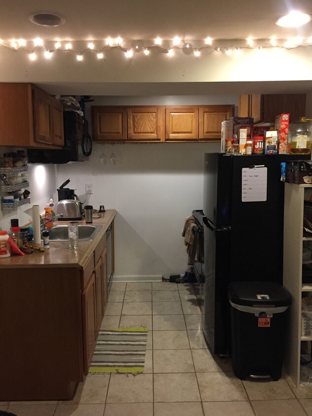 Primary Photo - 1411 Monroe St NW