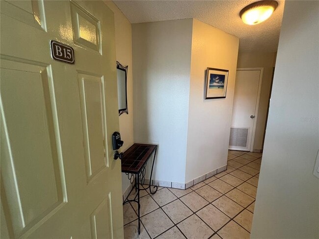 Foto del edificio - 1515 Pinellas Bayway S