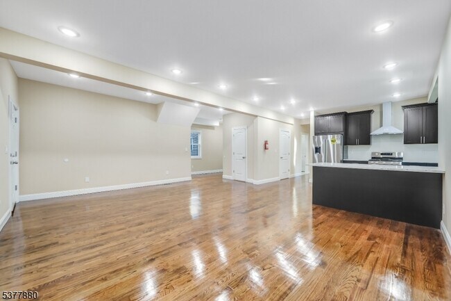 Foto del edificio - 47 Greenwood Ave