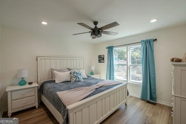 Building Photo - 2657 Blount St