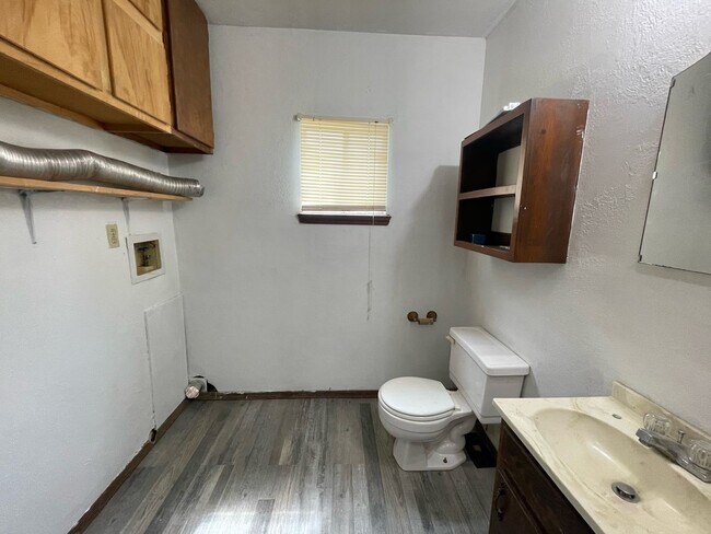 Foto del edificio - 3 Bedroom Midwest City Home! - Move in Deposit Free! (If Qualified)