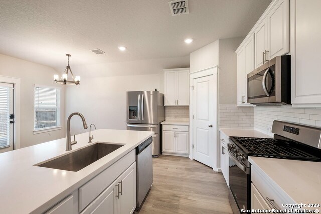 Foto del edificio - 3821 Glenloch Wy
