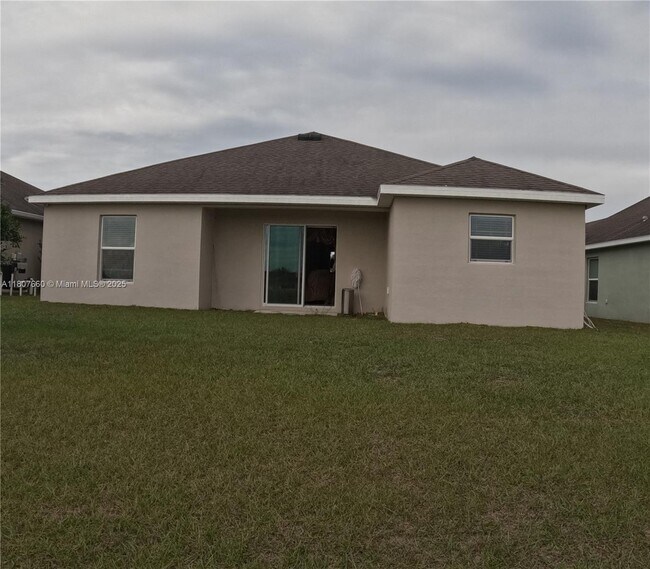 Building Photo - 30894 Water Lily Dr